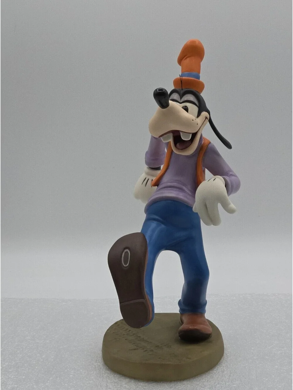 WDCC Disney Goofy Moving Day Oh The World Owes Me A Livin Figure NIB Sealed COA
